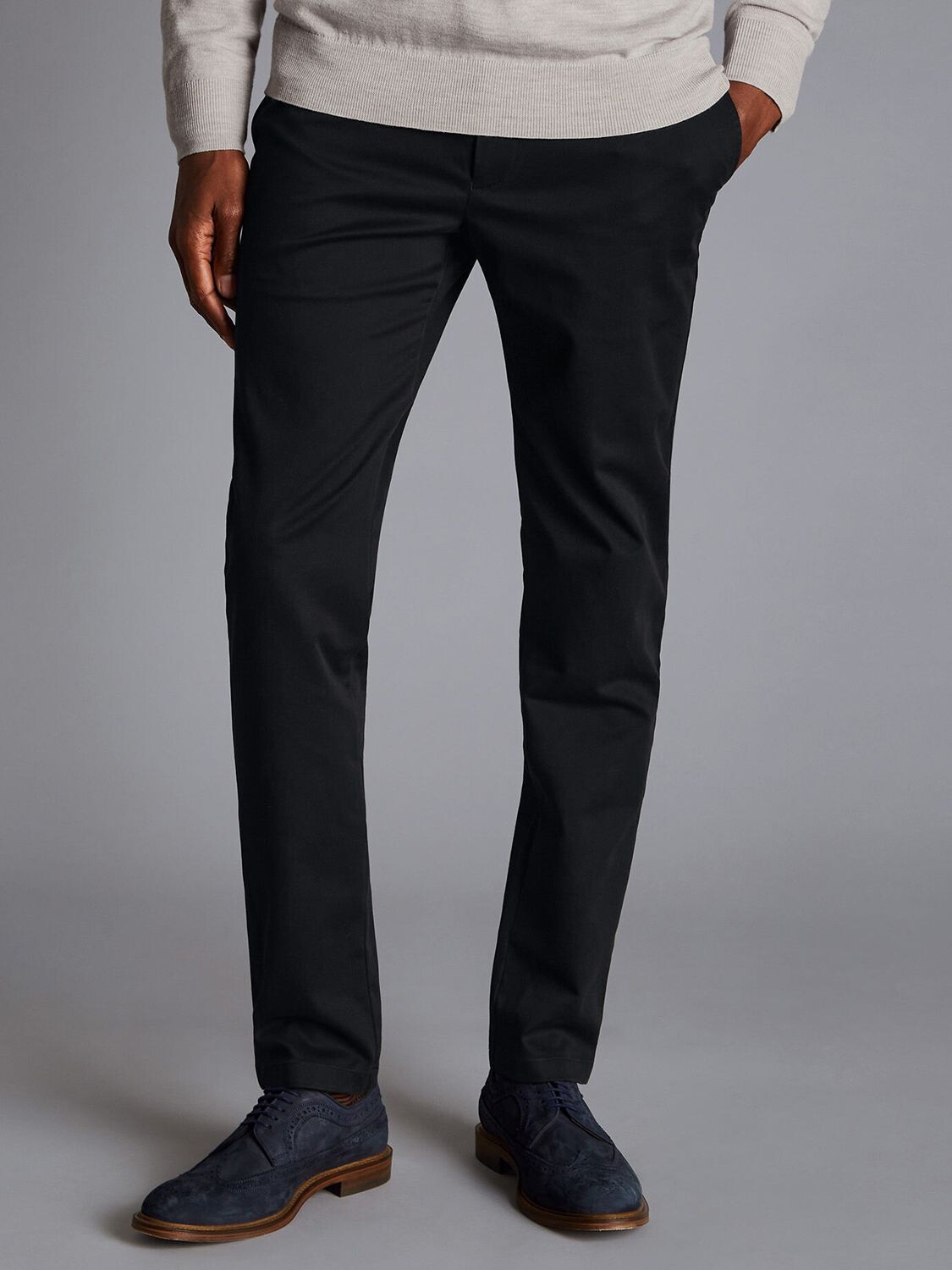 

Charles Tyrwhitt Ultimate - хлопковые брюки чинос приталенного кроя без глажки, черные, Черный