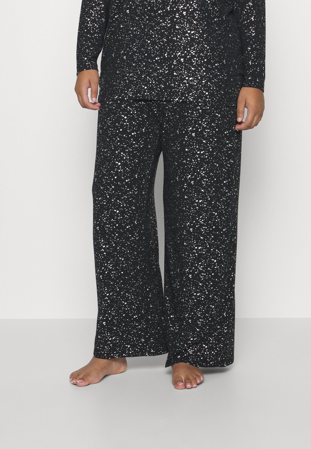 

Брюки Carnewfoila Wide Pant ONLY Carmakoma, черный