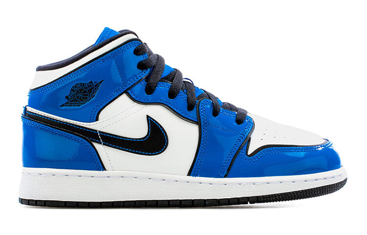 

Кроссовки женские баскетбольные Air Jordan 1 Mid