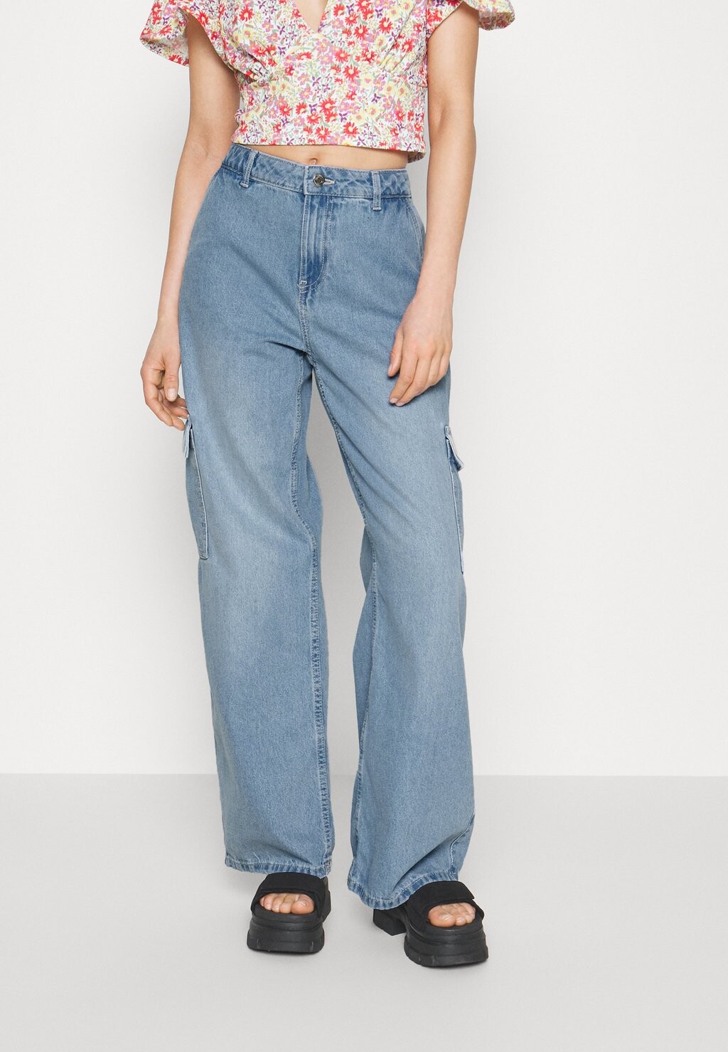 

Джинсы Bootcut Vero Moda, синий