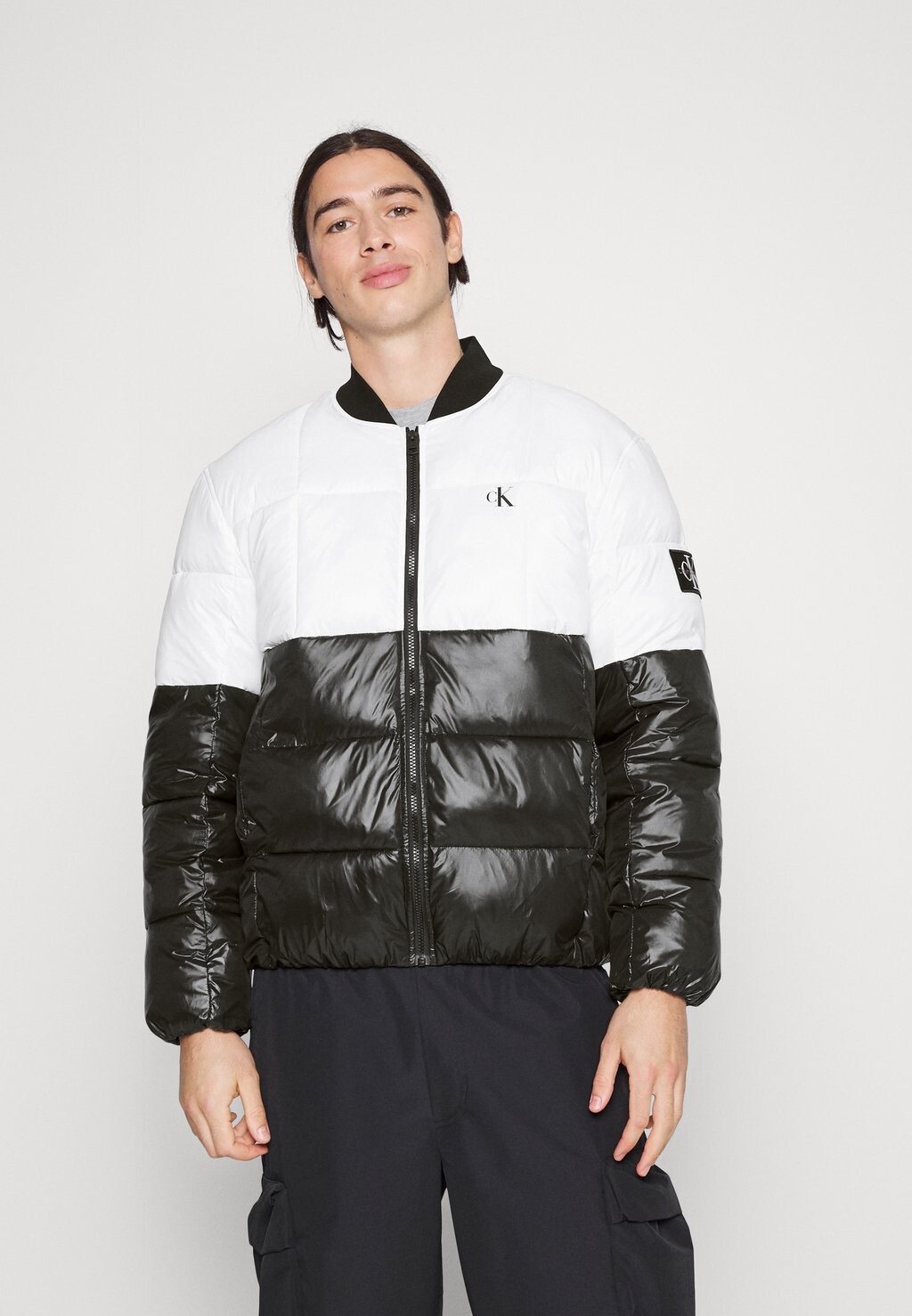 

Куртка демисезонная Calvin Klein Jeans