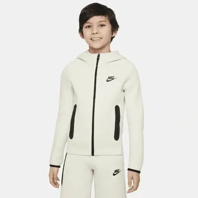 

Худи Nike Sportswear Tech Fleece, цвет Sea Glass/Black/Black