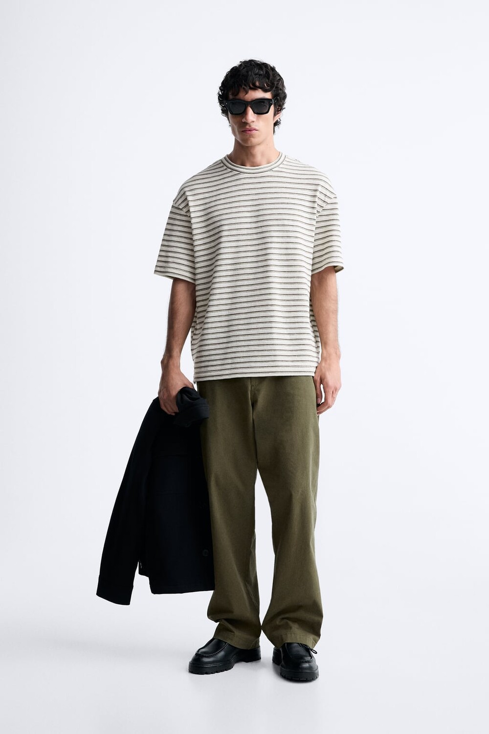

Полосатая фактурная футболка ZARA, белый
