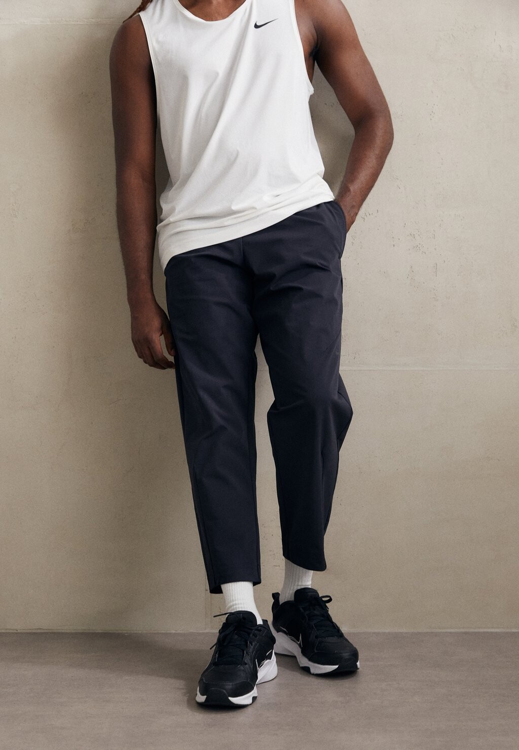 

Спортивные брюки Aps Nike, цвет black/sail