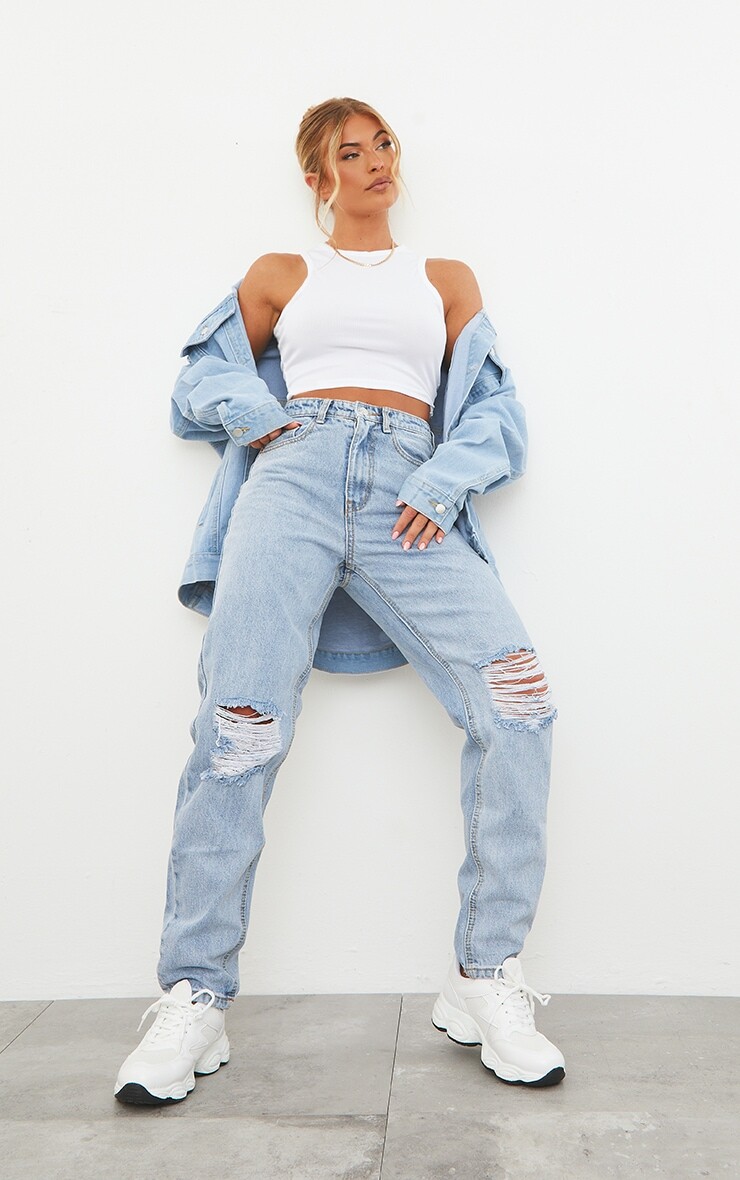 

PrettyLittleThing Голубые джинсы с разрезами до колена