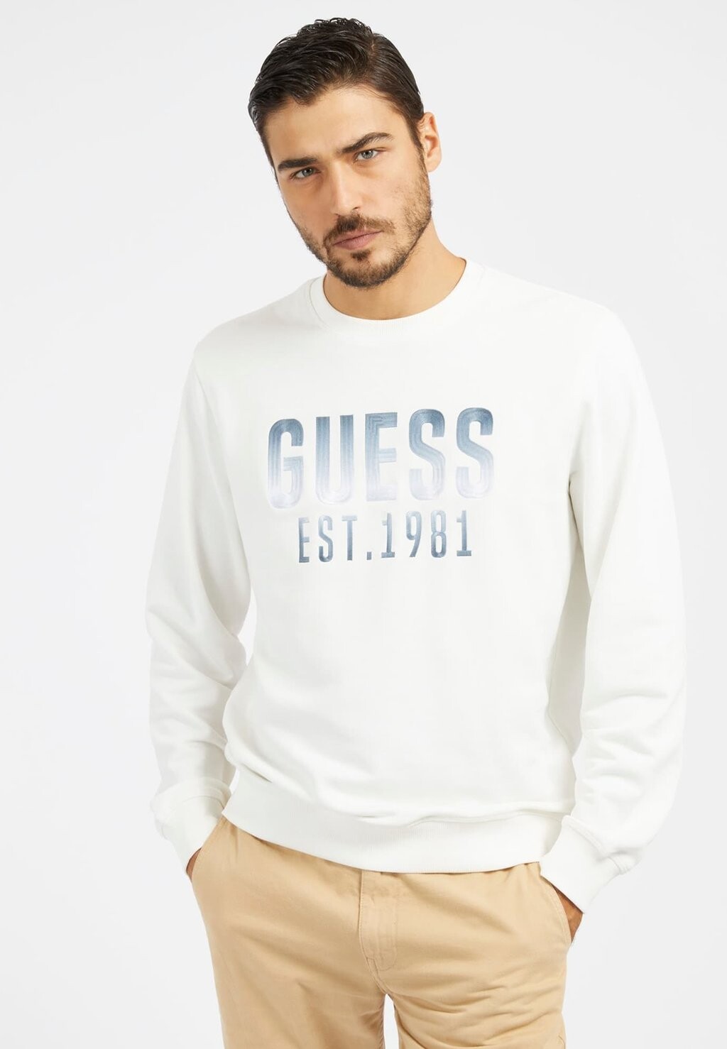 

Толстовка Mit Gesticktem Logo Guess, цвет weiß