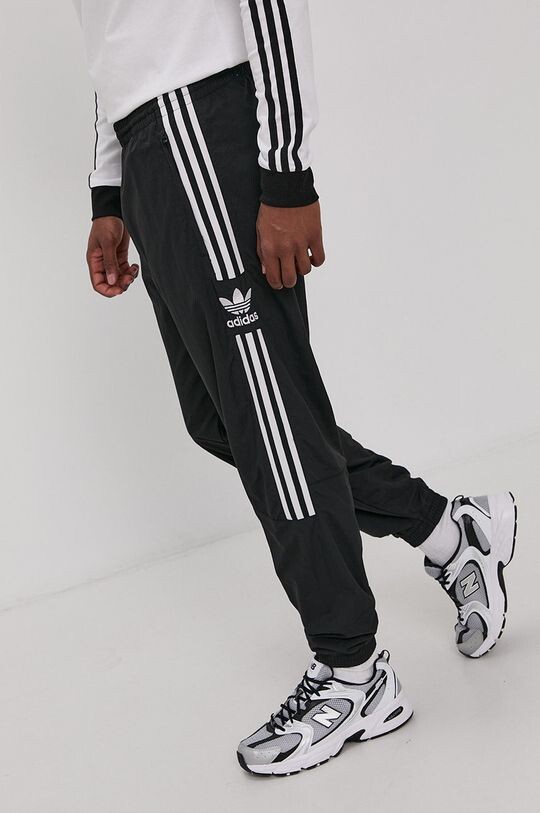 

Брюки H41387 adidas Originals, черный