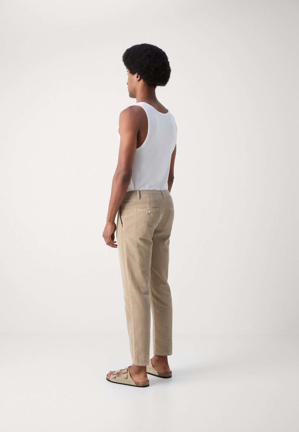 

Брюки CROPPED PANTS Lindbergh, песочный