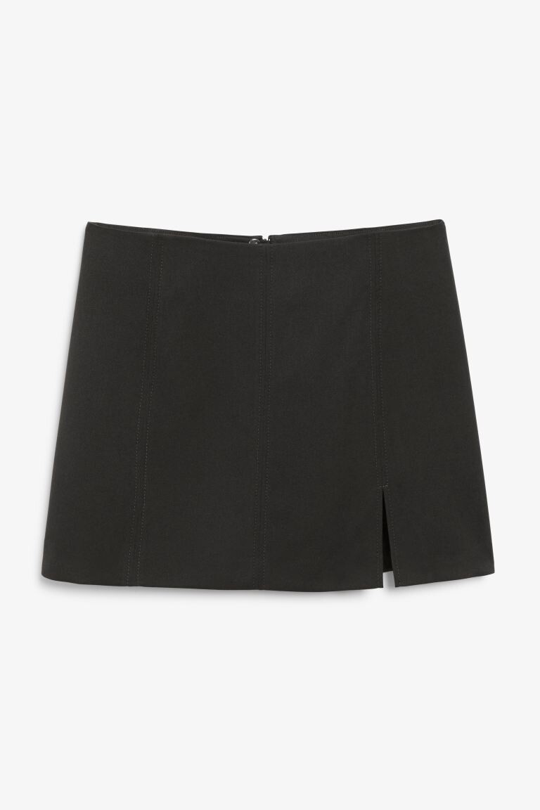 

Классическая мини-юбка со вставками Monki