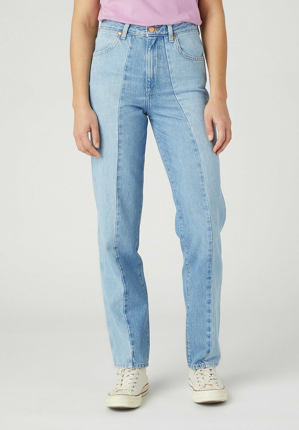 

Джинсы прямого кроя Wrangler