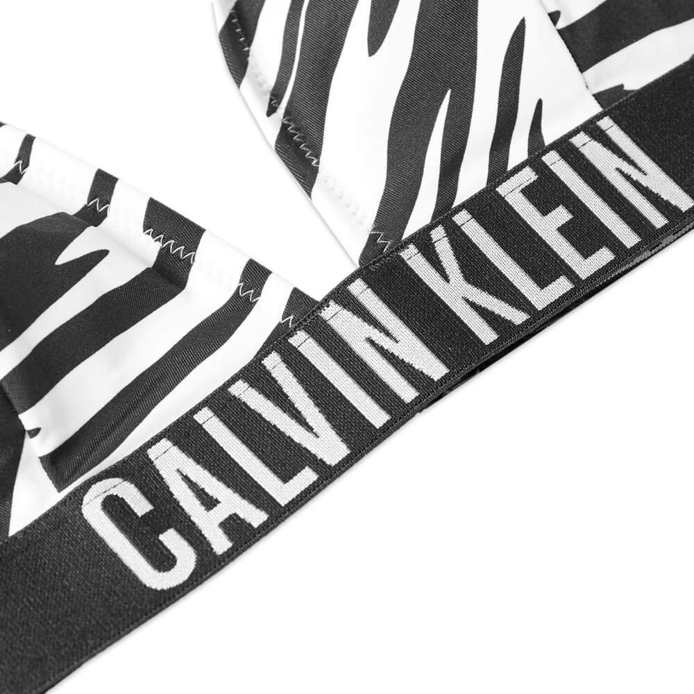 

Купальник бикини с фиксированными треугольными чашками Calvin Klein