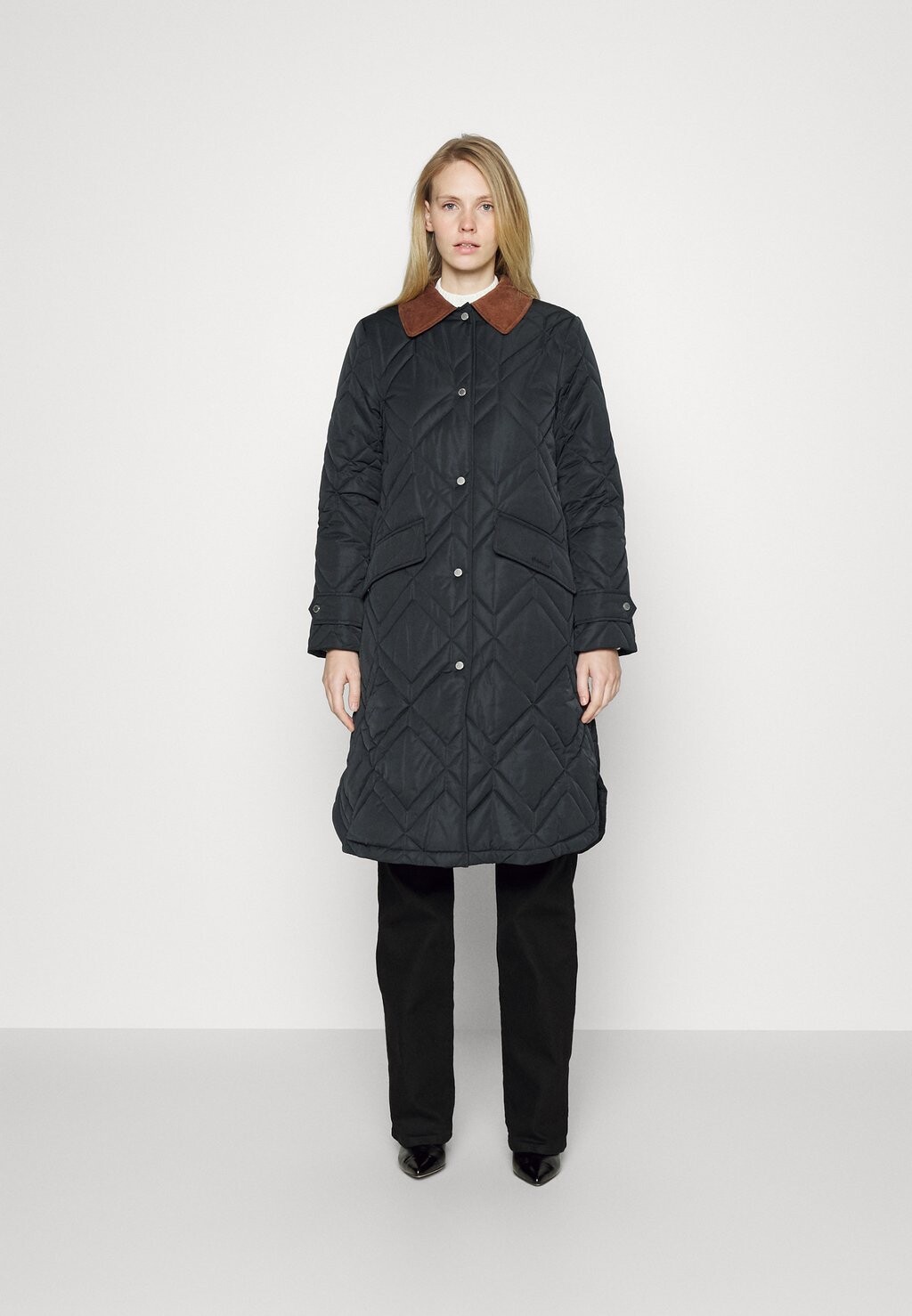 

Зимнее пальто Barbour, Серый