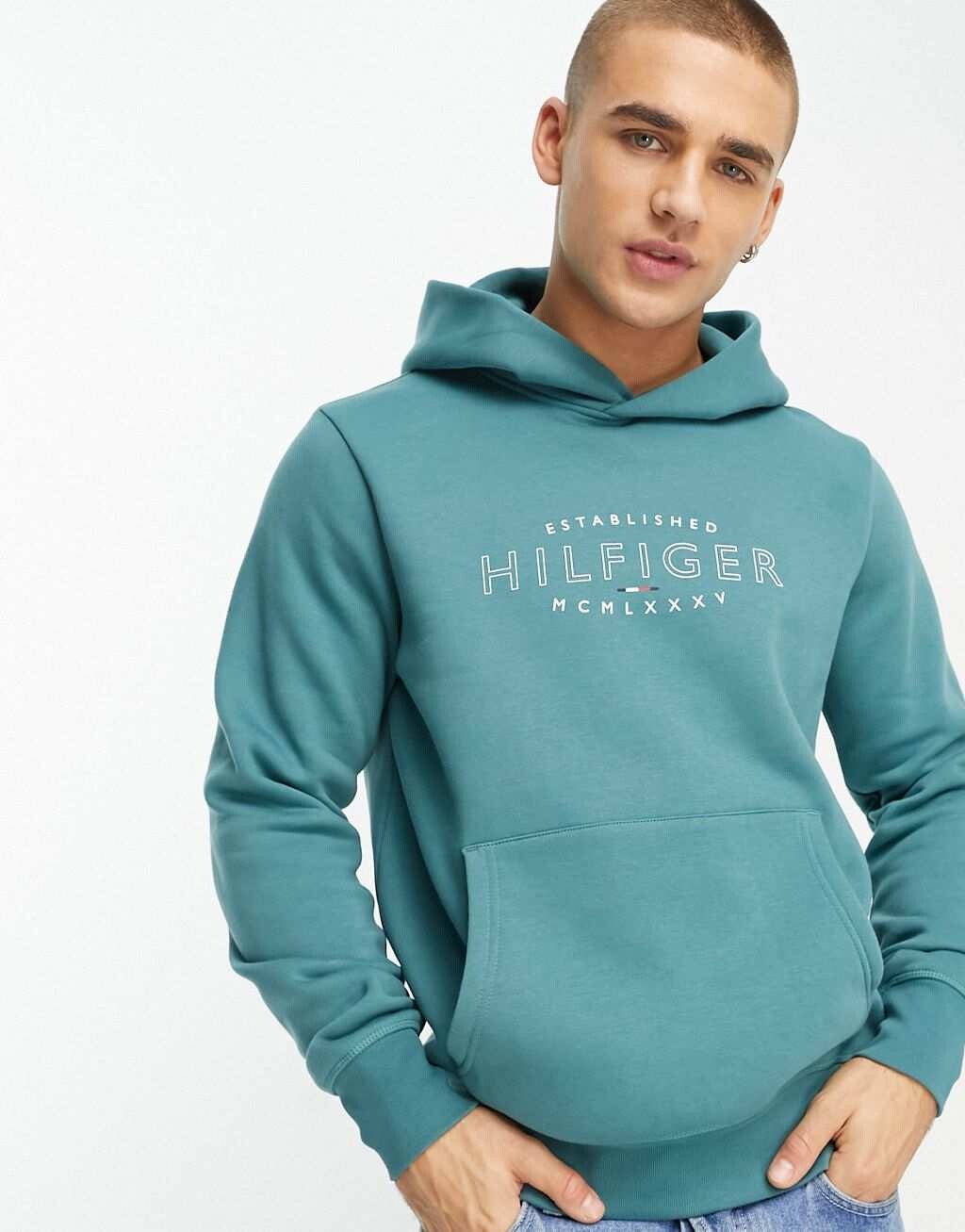 

Зеленое худи с логотипом Tommy Hilfiger