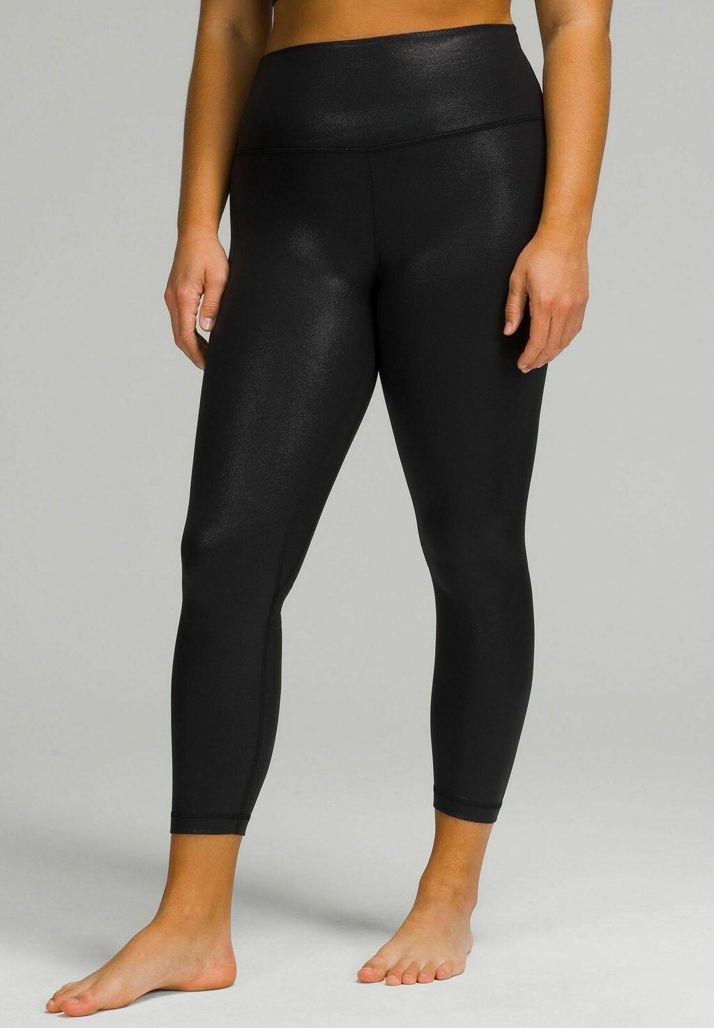 

Тайтсы ALIGN HIGH-RISE SHINE 64см lululemon, цвет radiate foil print black