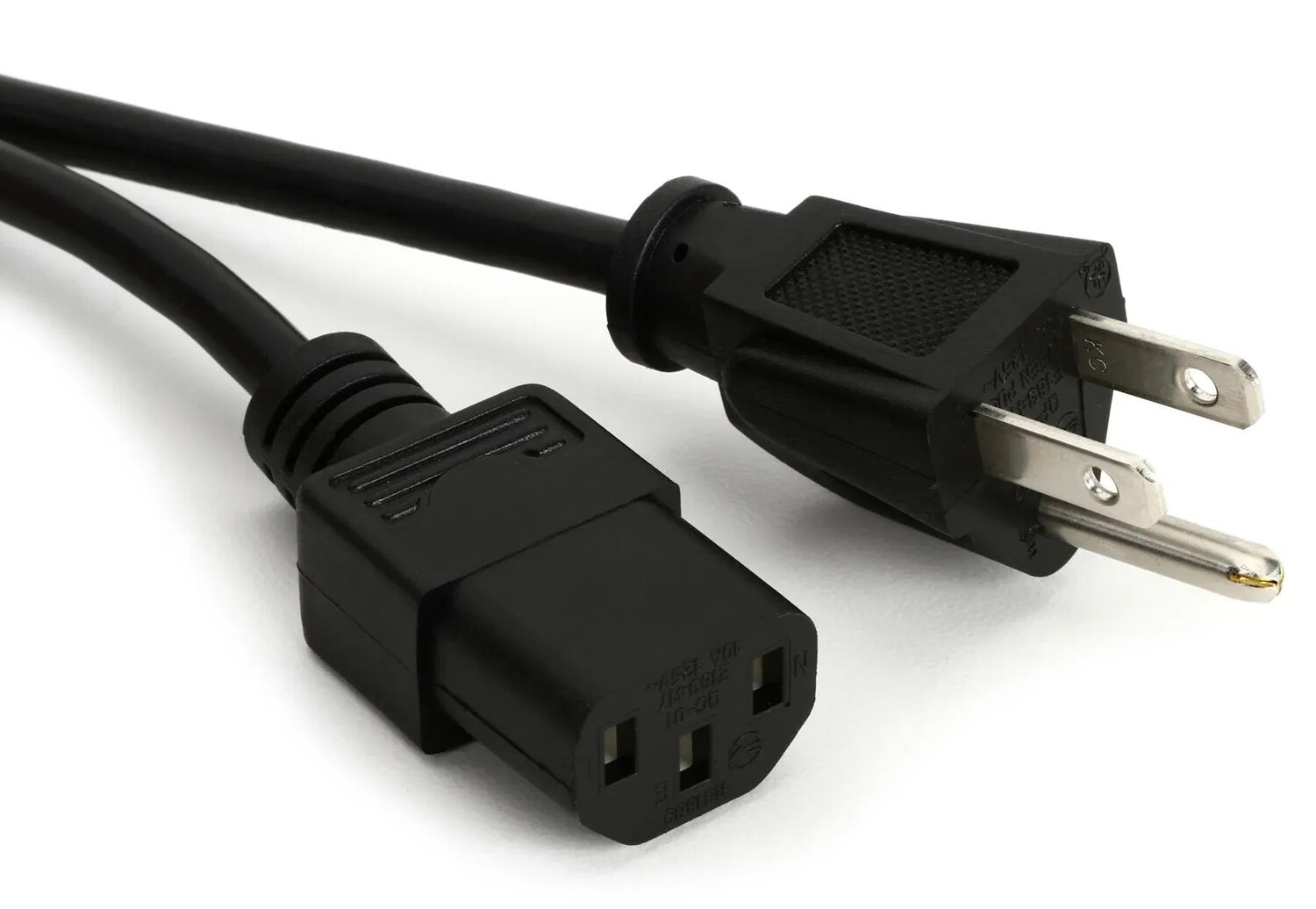 

Силовой кабель Hosa PWC-143 IEC C13 — 3 фута