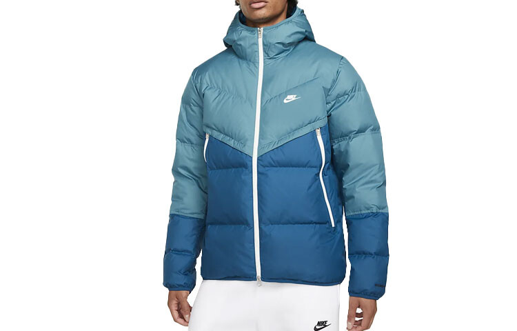 

Мужской пуховик Nike