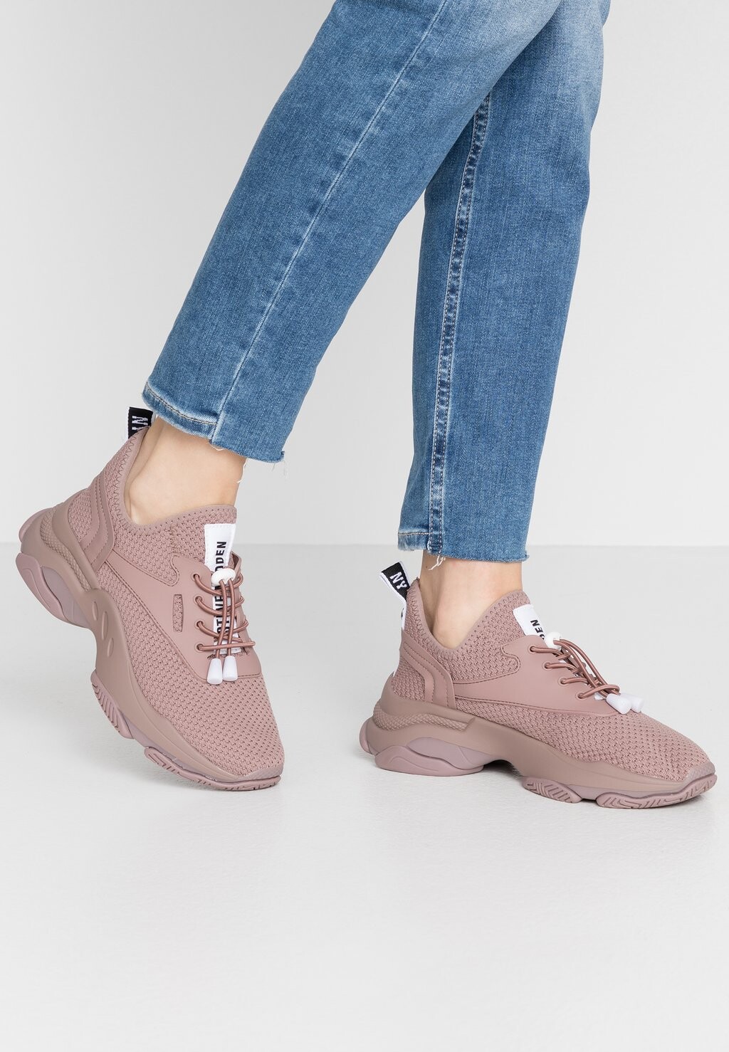 

Кроссовки Steve Madden