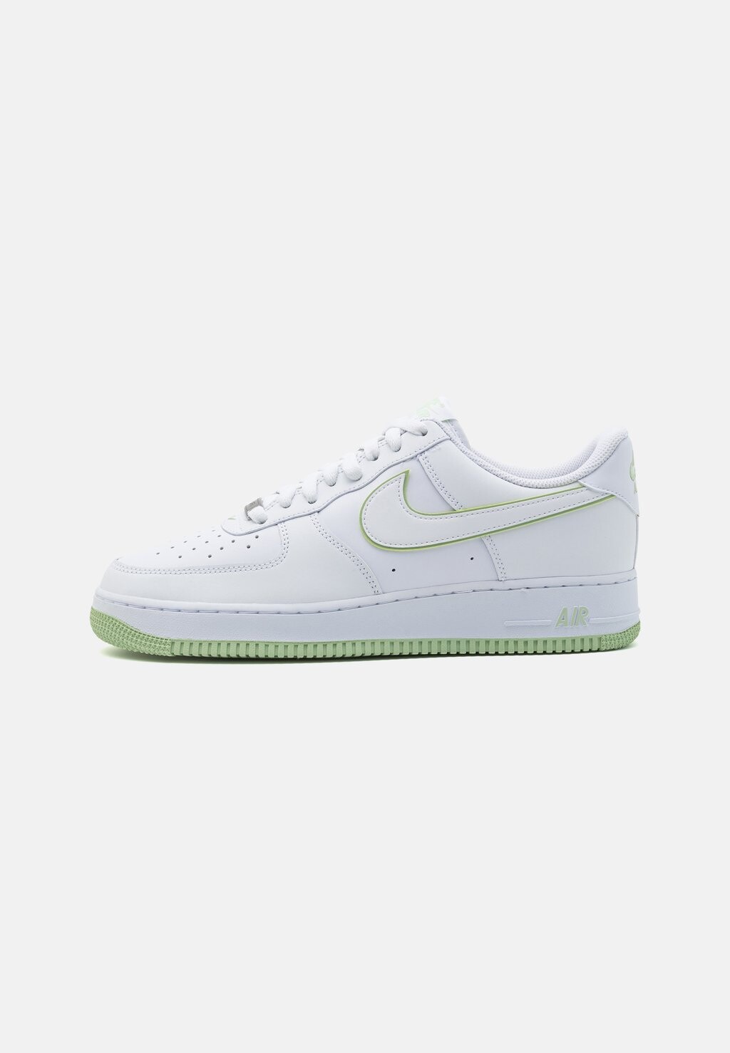 

Низкие кроссовки AIR FORCE 1 07 Nike, белый/медовая роса