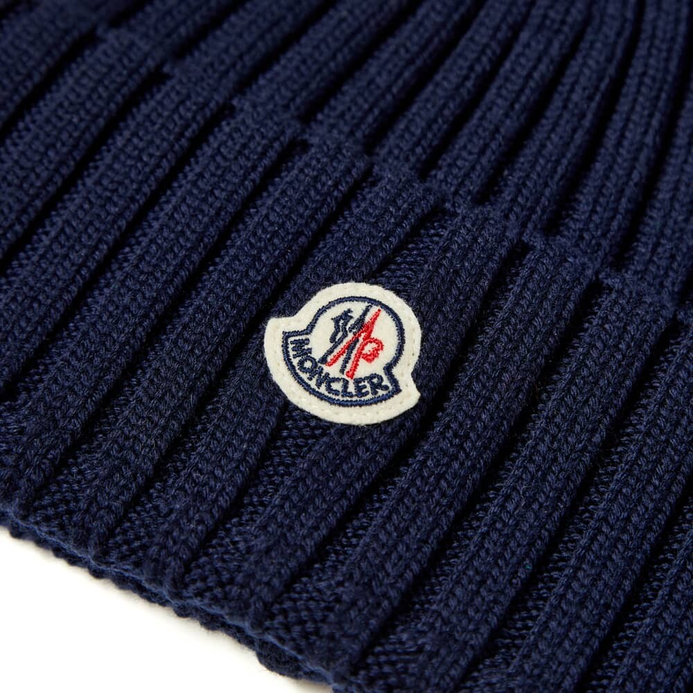 

Шапка-бини с логотипом Moncler