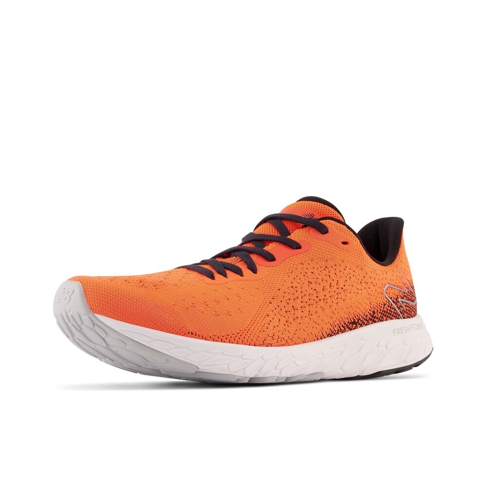 

Кроссовки New Balance Fresh Foam X, апельсин