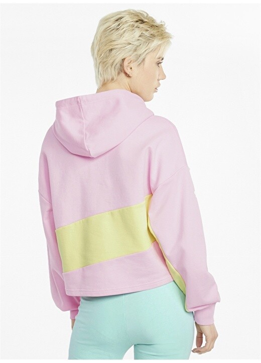 

Розовый женский свитшот с капюшоном Puma