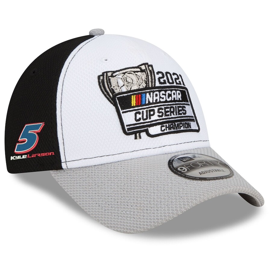 

Бейсболка New Era Kyle Larson, белый