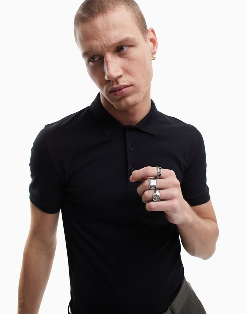 

ASOS DESIGN – черная рубашка-поло подчеркивающего фигуру кроя