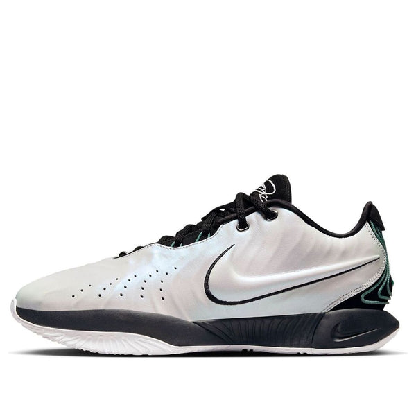 Кроссовки Nike LeBron 21 'Conchiolin', белый цена и фото