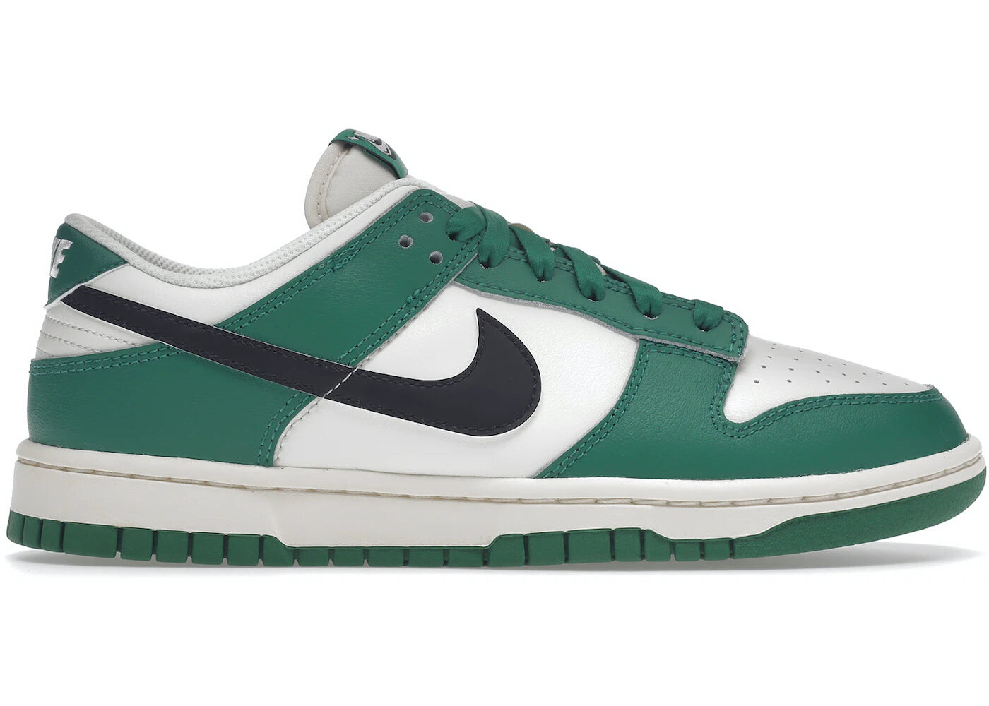

Кроссовки Nike Dunk Low, белый / зеленый