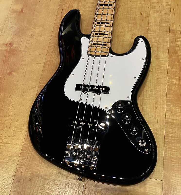 

Fender Geddy Lee Jazz Bass 2022 Черный