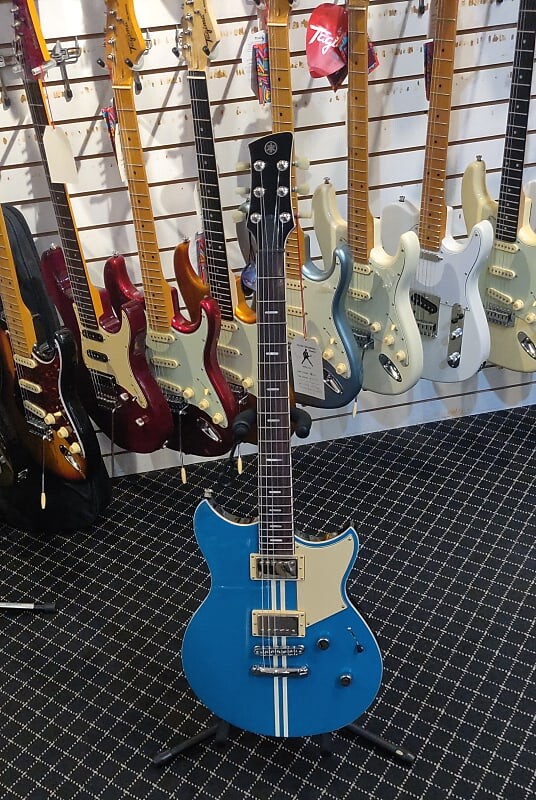 

Yamaha Revstar II Standard RSS20 2022 — настоящее время — Swift Blue