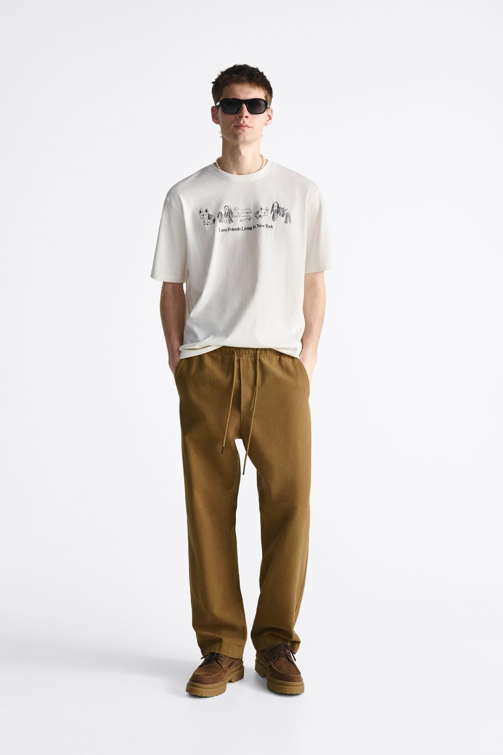 

Футболка с принтом ZARA, экру