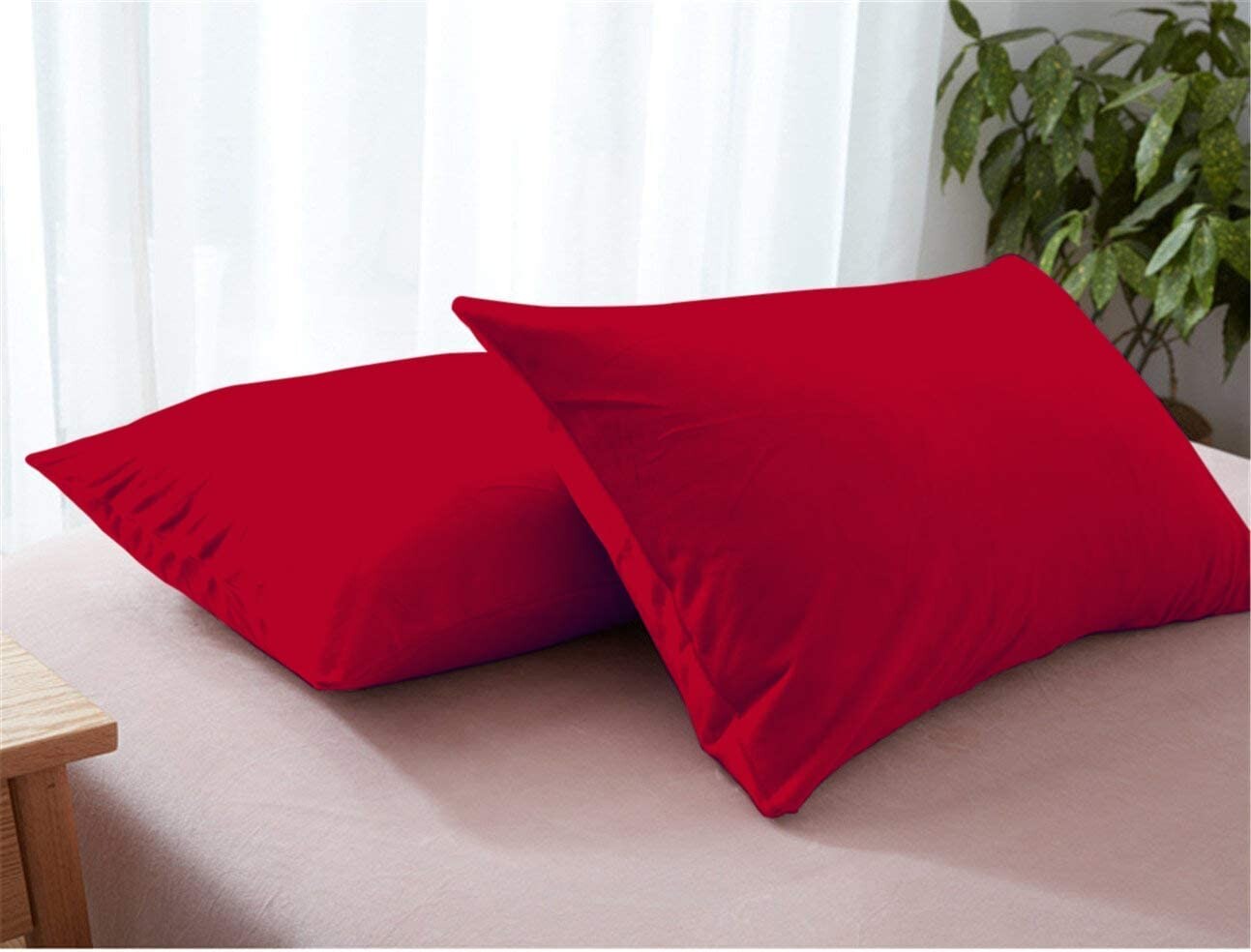 

Комплект декоративных наволочек Kotton Culture Velvet With Zipper, 2 предмета, темно-красный