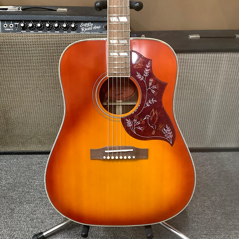 

2022 Epiphone Hummingbird Cherry Sunburst 2022 Hummingbird Cherry Sunburst