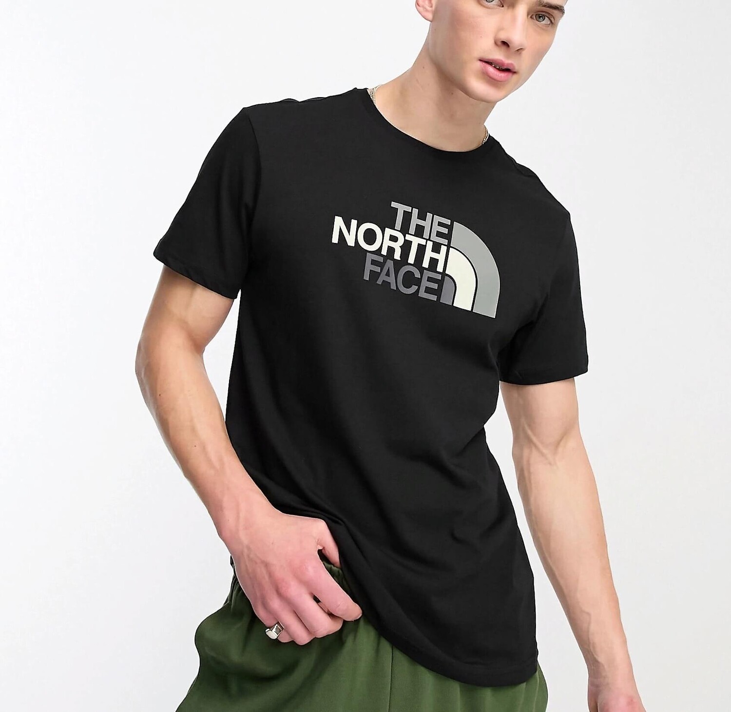 

Футболка The North Face Easy Chest Logo, черный