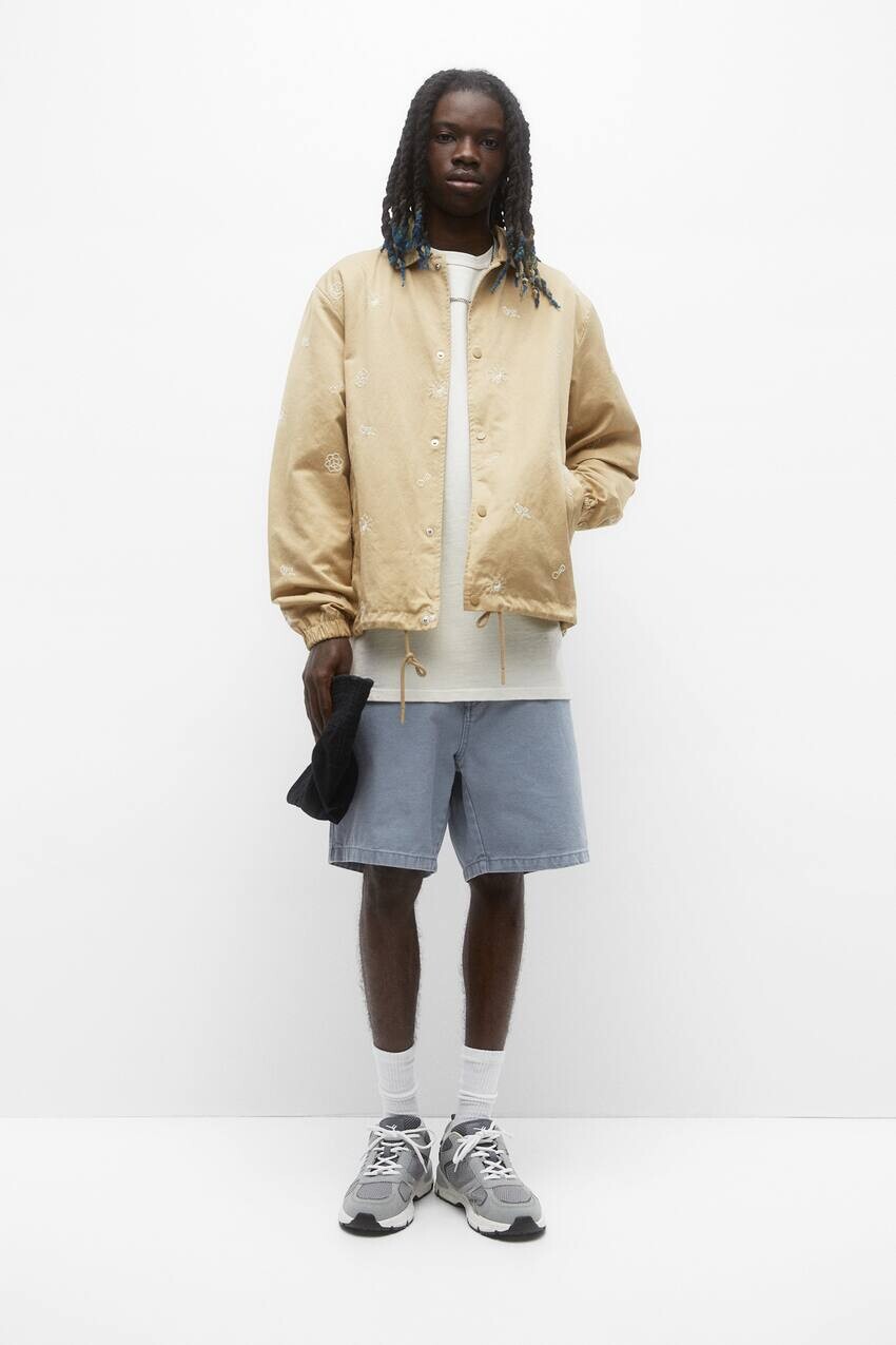 

Базовые цветные шорты-чинос-бермуды Pull&Bear, синий