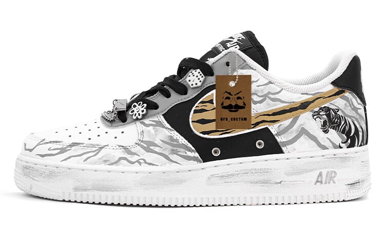 

Мужские кроссовки Nike Air Force 1 Low Skate