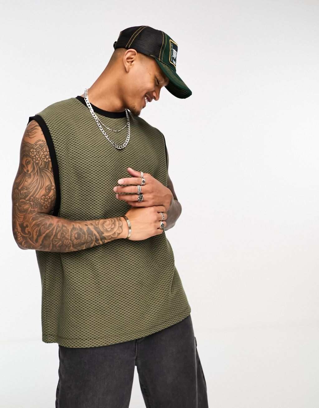 

Объемный жилет цвета хаки ASOS DESIGN