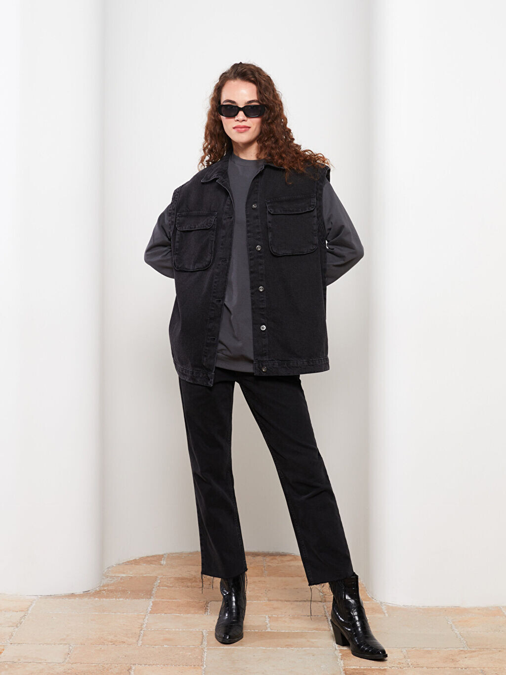 

Женский джинсовый жилет с воротником рубашки LCW Modest