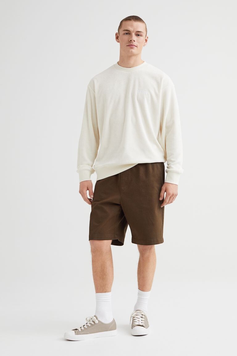 

Хлопковые шорты свободного кроя H&M, темно-зеленый хаки