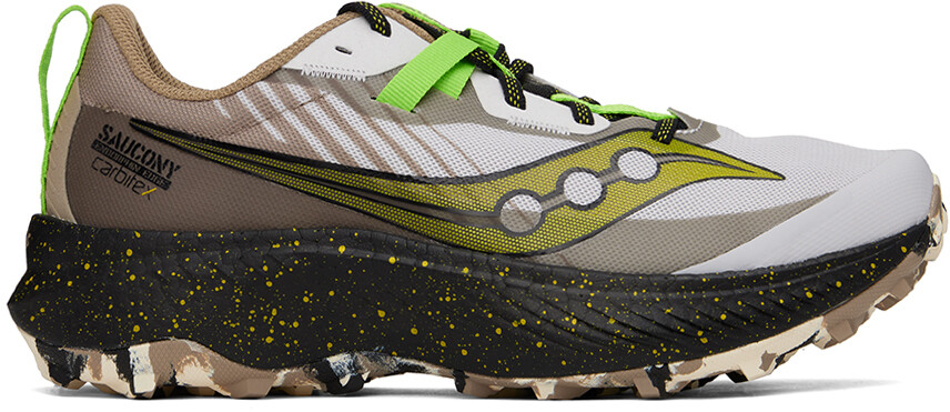 

Бело-серые кроссовки Endorphin Edge Saucony