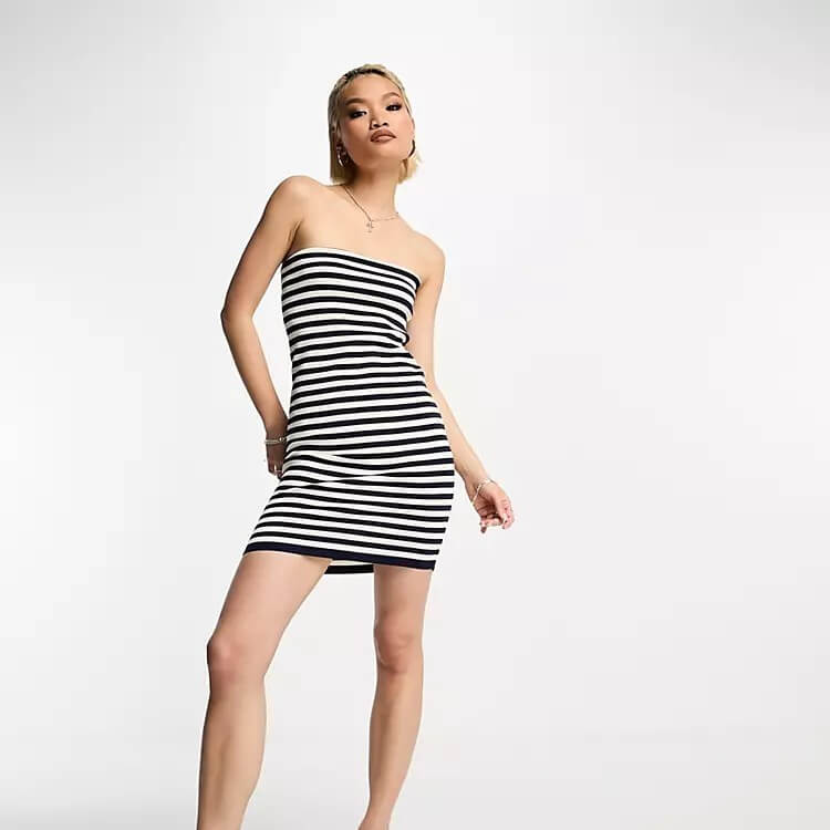 Платье-мини Asos Design Knitted Bandeau In Stripe, синий/белый