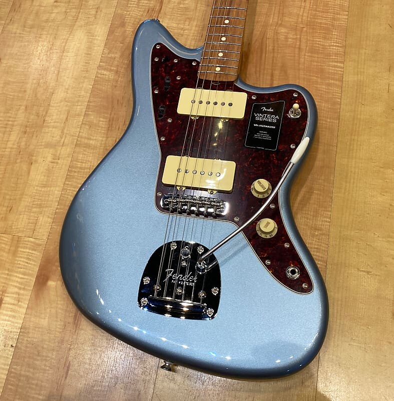 

Fender Vintera '60s Jazzmaster - Ice Blue Metallic