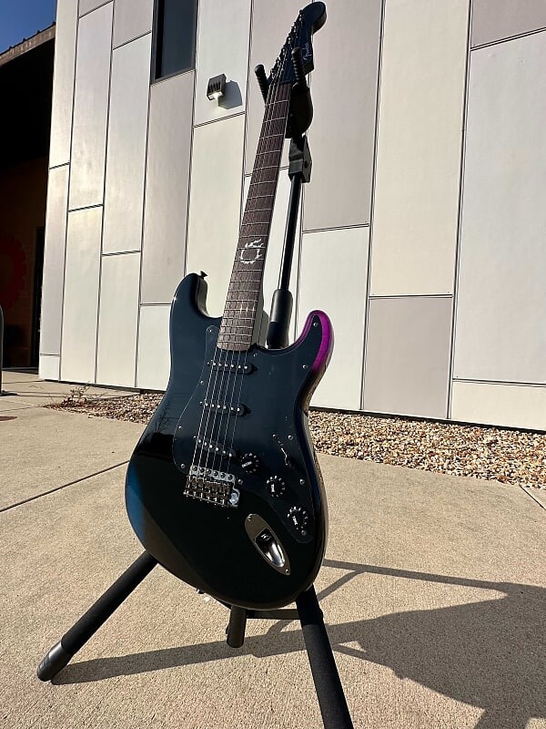

Fender MIJ Final Fantasy XIV Stratocaster #986