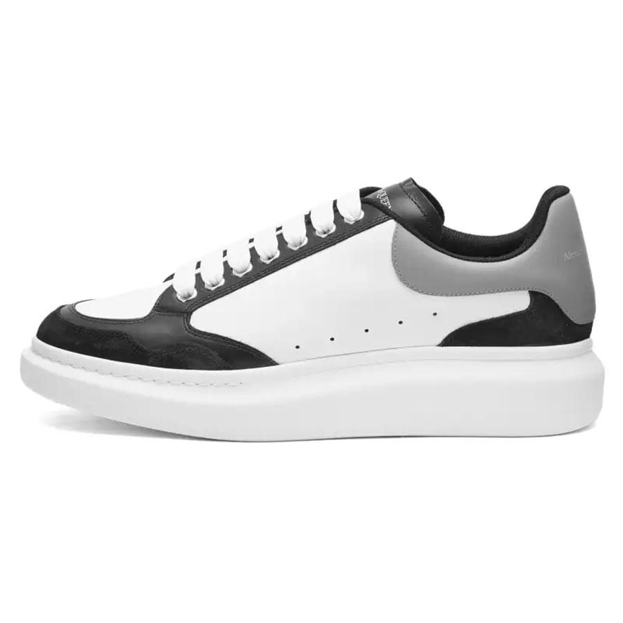 

Кроссовки Alexander Mcqueen Two Tone Oversized, белый/черный