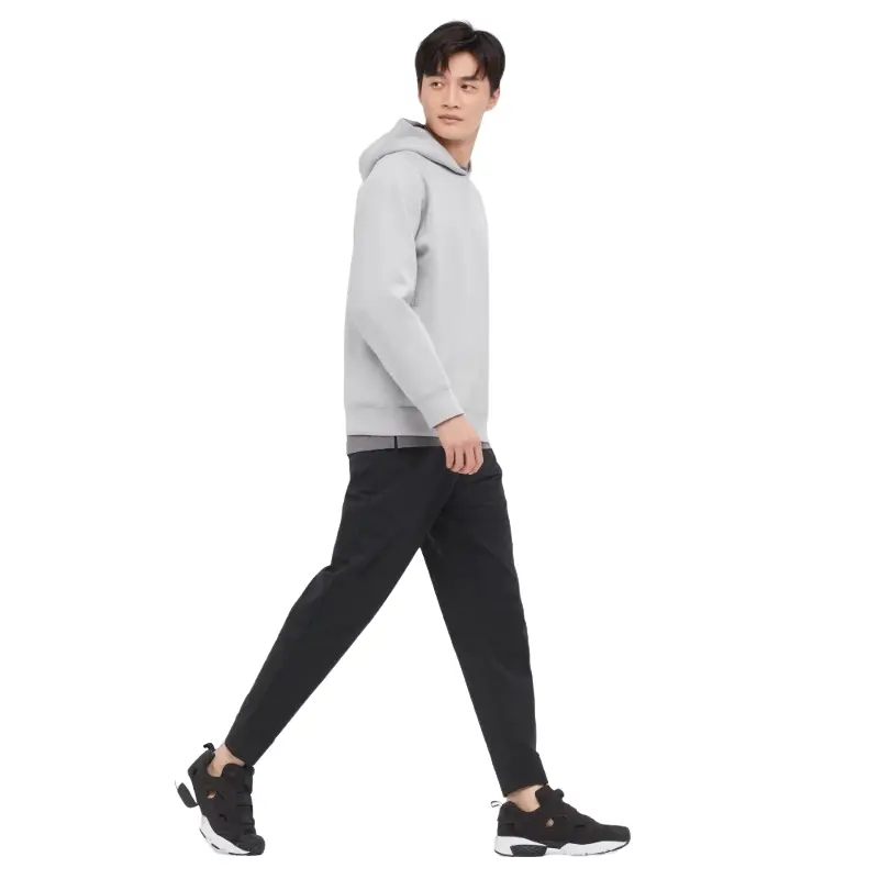 

Брюки спортивные Uniqlo Ultra Stretch Active Joggers, черный