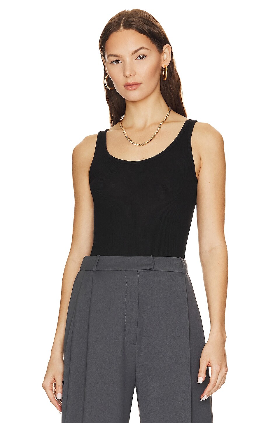 

Майка Vince Scoop Neck, черный