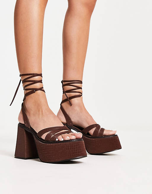 

Шоколадные босоножки на платформе с завязками на щиколотке Topshop Skye