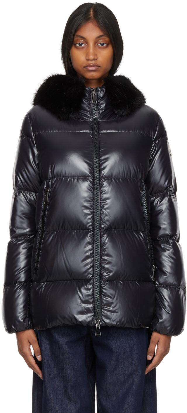 

Черный пуховик Laiche Moncler