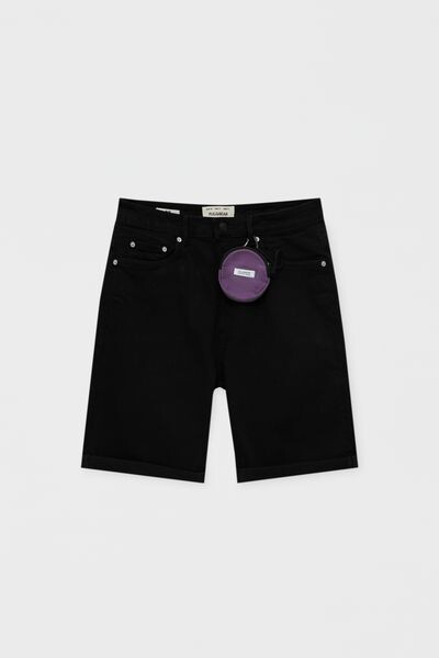 

Узкие комфортные джинсы-бермуды PULL&BEAR